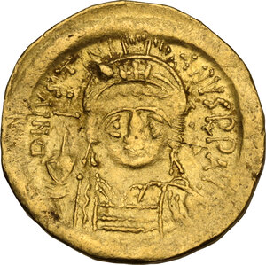 obverse: Justinian I (527-565).. AV Solidus, Constantinople mint, 545-565 AD