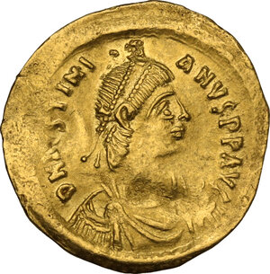 obverse: Justinian I (527-565).. AV Semissis, Constantinople mint, 527-552 AD
