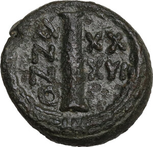 reverse: Justinian I (527-565).. AE Decanummium, Ravenna mint