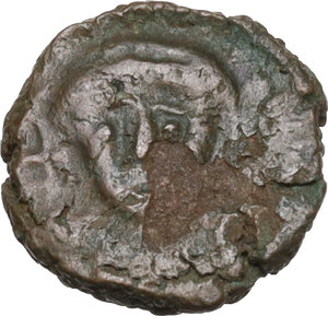 obverse: Justinian I (527-565).. AE Nummus, uncertain mint