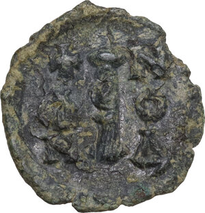 reverse: Constans II (641-668).. AE Decanummium, Syracuse mint. Dated IY 4 (660/1)