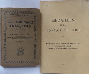 obverse: Libri. Francia Lotto di 2 libri, Collezione Payot 1923, Libro di Medaglie e Monete di Parigi 1902. Buone condizioni. 