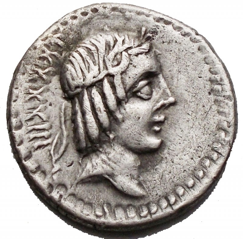 obverse: Repubblica Romana - L Calpurnius Piso Frugi. 90 aC. Denario Ag d/ LXXXXIII Testa laureata di Apollo a ds r/L PISO FRVGI ROMA / CXVT Cavaliere a sn con ramo di palma. g 4,01. mm 17,85 x 18,04. rifCr. 340/1. BB-SPL
