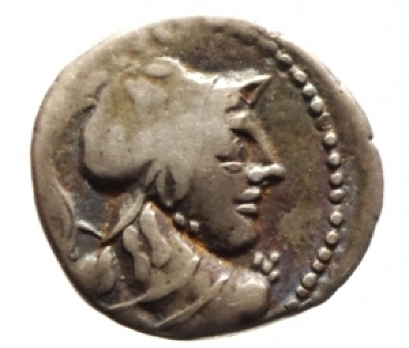 obverse: Repubblica Romana. Gens Cornelia. Cnaeus Lentulus Clodianus. 88 a.C. Denario. Ag. D\ Busto di Marte a destra. R\ CN.LENTVL. la Vittoria su biga verso destra. Cr.345/1. Peso 3,81 gr. Diametro 17,66 mm. BB.