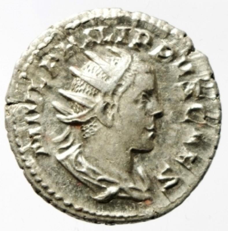 obverse: Impero Romano. Filippo II Cesare. 244-247 d.C. Antoniniano. Ag. ca. 244-246 d.C. D/ M IVL PHILIPPVS CAES. Busto radiato e drappeggiato a destra. R/ IOVI CONSERVAT. Jupiter stante a sinistra, tiene fulmine e scettro. RIC 213. C. 13. Peso gr.3,85. Diametro mm. 22.50. BB+. R.
