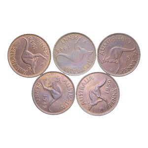 reverse: AUSTRALIA GIORGIO VI 1 PENNY 1943-1944-1947-1948-1950 CU LOTTO 5 MONETE VARIE CONSERVAZIONI