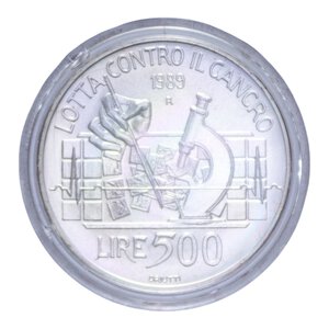 reverse: 500 LIRE 1989 LOTTA CONTRO IL CANCRO AG. 11 GR. IN COFANETTO FDC