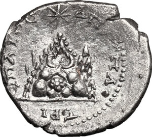 reverse: Commodus (177-193).. AR Didrachm, Cappadocia, Caesarea mint, 183-185