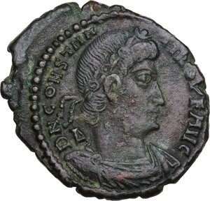 obverse: Constantius II (337-361).. AE Follis, 352-355