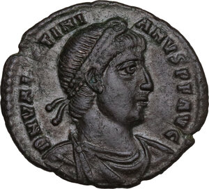 obverse: Valentinian I (364-375).. AE 19 mm, 367-375