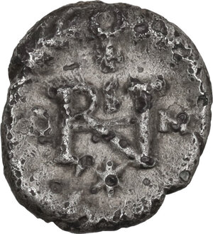 reverse: Ostrogothic Italy, Athalaric (526-534).. AR Half Siliqua, Rome mint, in the name of Justin I, 526-527