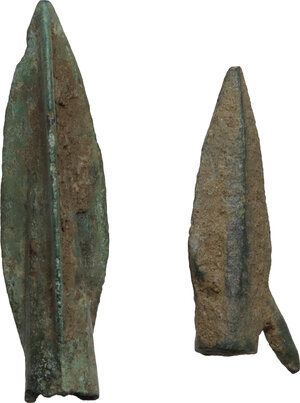 obverse: Lot of 2 bronze arrowheads.  Greek perdiod.  33 mm, 24 mm