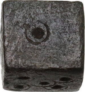 reverse: Bronze dice.  Roman empire, 1st-3rd century AD.  7 mm. 2.31 g