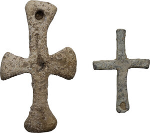 reverse: Lot of 2 lead  crosses.   Late roman to early medieval period.  H. 38 mm, 24 mm