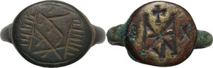 obverse: Lot of 2 bronze rings.  Late Roman to Early Medieval period.  Sizes: 17.25 mm, 18.50 mm