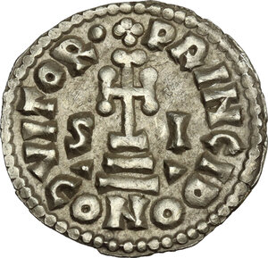 reverse: The Lombards at Beneventum. Sicard (832-839). Pale AV Solidus