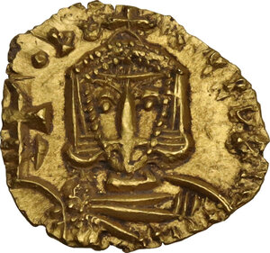 reverse: Constantine V Copronymus with Leo IV (741-775). AV Tremissis, Syracuse mint