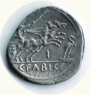 reverse: C. FABIUS  F. HADRIANUS - Denario 102 a.C.