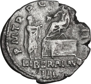 reverse: Hadrian (117-138).. AR Denarius, 120-121