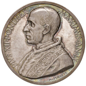 obverse: Roma. Pio XII (1939-1958). Medaglia anno IX (1947) AG gr. 37,08 diam. 44 mm. Opus Aurelio Mistruzzi. Per le Canonizzazioni del 1946 e 1947. Bartolotti E947. q.FDC