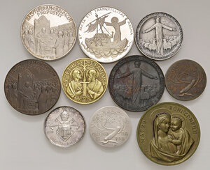 reverse: Vaticano. Lotto di dieci medaglie. Giovanni XXIII (1958-1963). Medaglie in AG (5), in totale circa gr. 123. Medaglia in AE (5). Da SPL a FDC