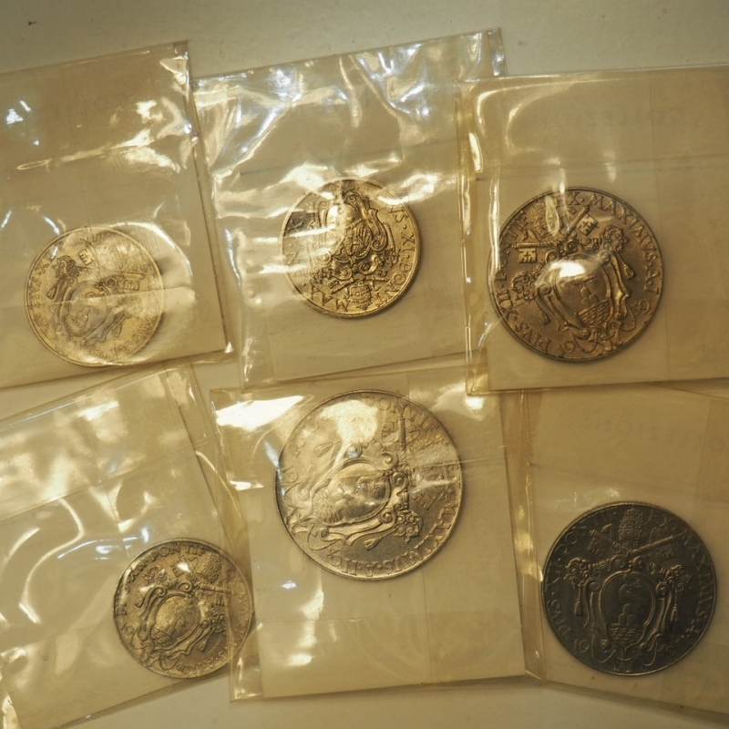 obverse: VATICANO - LOTTO di monete di Pio XI e XII Monete Miste anni diversi,con Vecchi Cartellini anni  60