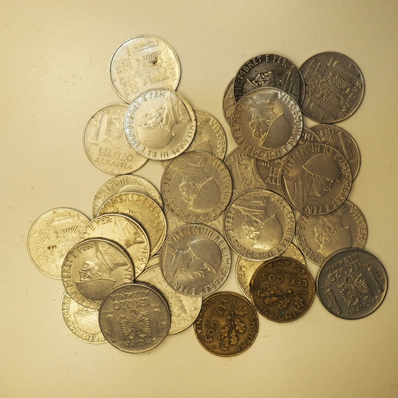 reverse: ALBANIA COLONIA ITALIANA - Monete Varie,circa 30 pezzi in prevalenza da 20 centesimi