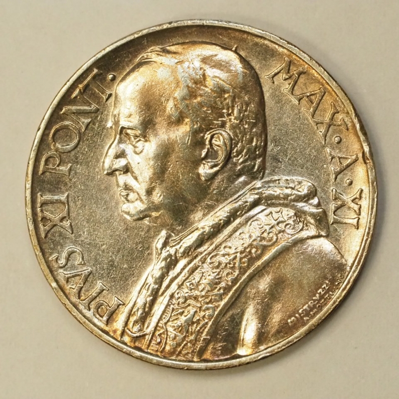 obverse: Vaticano - Pio XI (1929-1938) 10 Lire in Argento 1932 XI Con Cartellino descrittivo anni  60