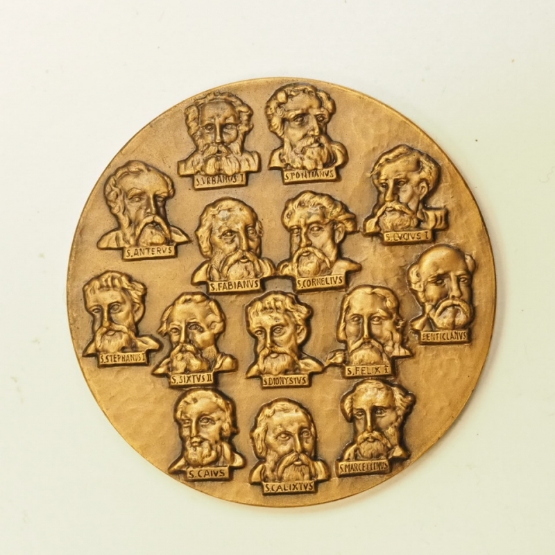 reverse: Vaticano MEdaglia Facente parte di una serie di medaglie realizzate negli annni  70 per celebrare la storia della chiesa. 64 Grammi e 50 MM di diametro