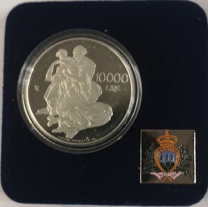 reverse: San Marino. 10.000 lire 2000. Ag. Nascita di Gesù. 