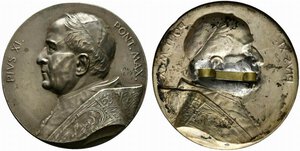 obverse: ROMA. PAPALI. Pio XI (1922-1939) Lamina (61,8 mm.) PIVS XI PONT. MAX. Busto volto a sn. con zucchetto, mozzetta e stola. SPL
