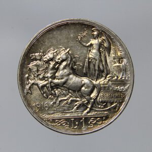 obverse: REGNO D ITALIA VITTORIO EMANUELE III 1 LIRA 1916 QUADRIGA BRIOSA AG BELLA PATINA FDC R