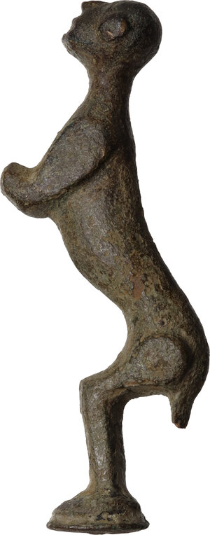 obverse: Bronze figurine of a mixed creature with a human head, possibly a handle decoration.Middle Ages.Height: 67 mm