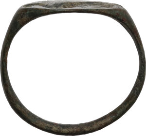 reverse: Bronze ring with seal stamp depicting a standing bird. Balkanic. Inner diameter: 15 mm