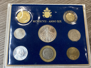 obverse: Vaticano. Monetazione in Lire. Giovanni Paolo II. Divisionale 1997 anno XIX. FDC