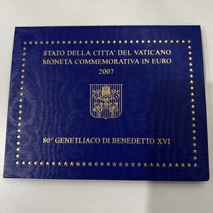 reverse: Vaticano. Benedetto XVI. 2 euro 2007 