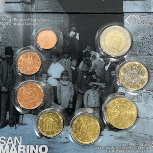 obverse: SAN MARINO. Monetazione in Euro. Divisionale 2013. FDC