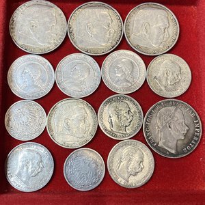 reverse: MONETE MONDIALI. Lotto di 14 monete in argento. BB