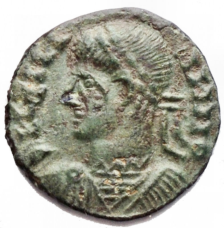 obverse: Barbarian Coins - Ae imitative. (Quadi) g 1.36. mm 16.11 . VF ++. Rare. Green patina