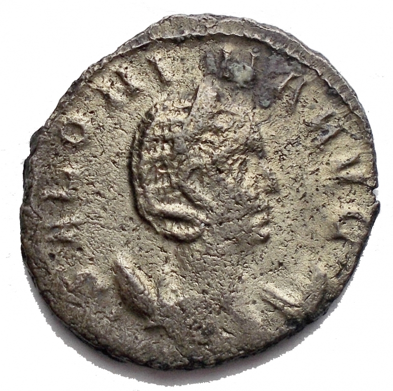 obverse: Impero Romano. Salonina, moglie di Gallieno (deceduta nel 268 d.C.). Antoniniano- gr 2,9. r/ VENS (Sic!) VICTRIX