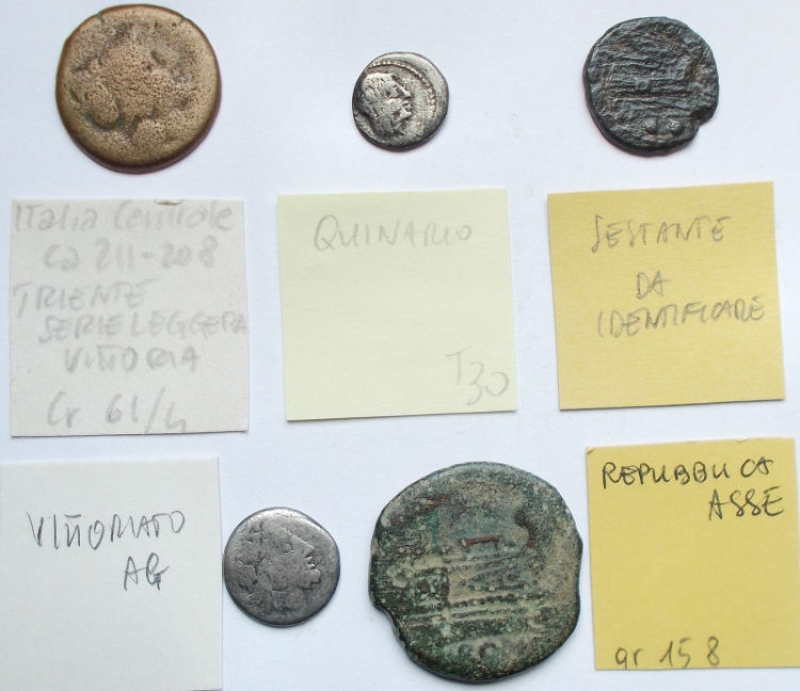 reverse: Roman Republic: Lot 5 Pieces Ar e Ae
