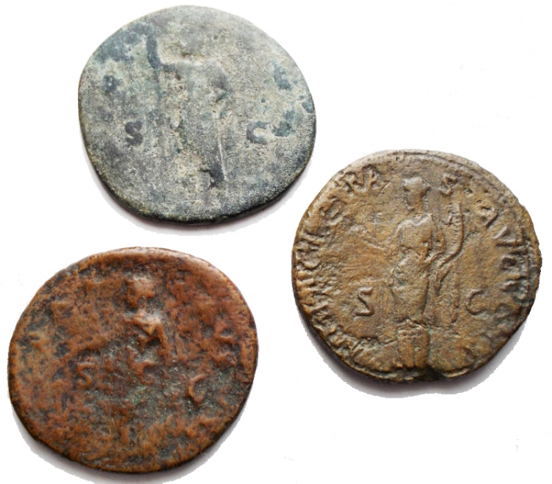 reverse: Roman Empire. Lot 3 pieces Ae. Vespasianus 1 As, Hadrianus 1 Dupondius, Antoninus Pius 1 As