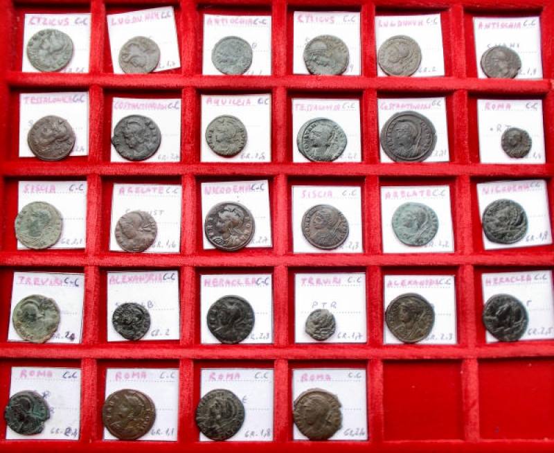 reverse: Roman Empire Commemorative Issues (AD 330-354) Ae Interesting set of 28 specimens of various mints, cataloged Good conservation