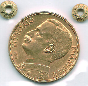 obverse: VITTORIO EMANUELE III - 100 Lire 1012  Aratrice .