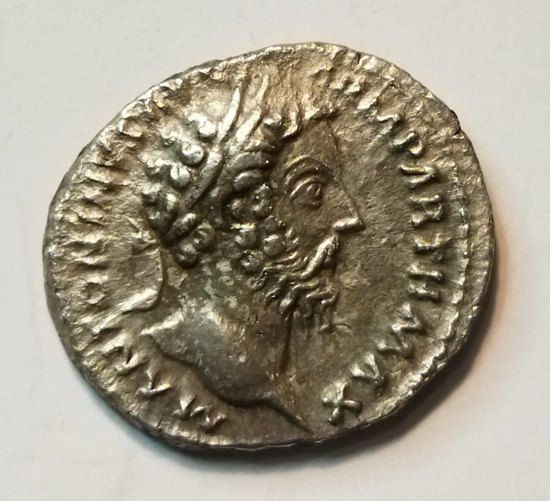 obverse: Marco Aurelio (161-168). Roma. AR Denarius (18 mm - 2,72 gr.). R.\: TRP XXII IMP III COS II. Provvidenza. RIC 176.  BB++/BB. 