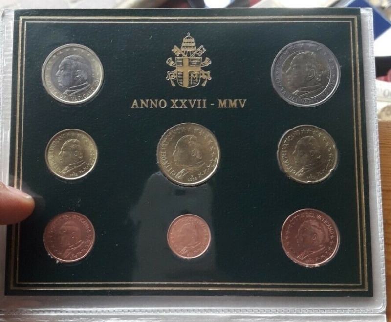 reverse: VATICANO. 2005 – Divisionale EURO Anno XXVII