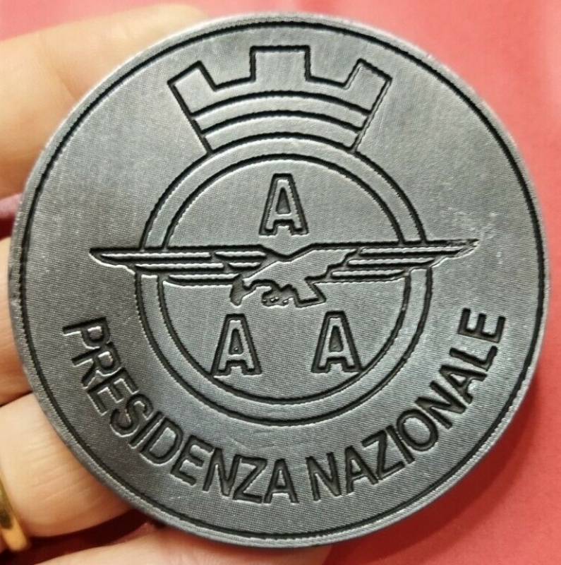 reverse: UDINE - 2005. 17° Raduno nazionale Ass. Arma Aeronautica. Udine, Settembre 2005. 77 mm. Imponente e davvero molto pesante!