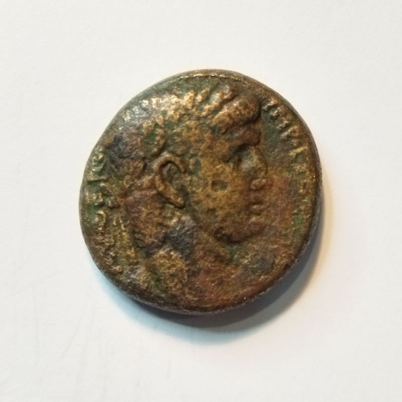 obverse: Claudio (41-54). Seleucis e Pieria, Antiochia. AE Bronzo (24 mm – 15,3 gr.). R.\: SC in corona d’alloro. MB. NC. Note: moneta molto spessa.