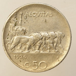 reverse: REGNO D ITALIA – VITT.EM.III –  50 CENTESIMI LEONI 1924 BORDO RIGATO – RARO