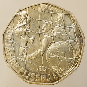 obverse: EURO – AUSTRIA – 5 EURO IN ARGENTO – 2004 100 JAHRE FUSSBALL